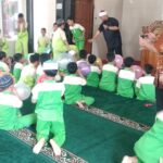Kegiatan di hari pertama semester genap Sekolah Tahfizh Plus Khoiru Ummah Bandung - STP SD Khoiru Ummah sekolah tahfizh tahfidz unggulan terbaik penghafal Al Quran di Bandung