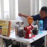 Kopi untuk mengusir rasa kantuk bagi para peserta diklat- STP SD Khoiru Ummah sekolah tahfizh tahfidz unggulan terbaik penghafal Al Quran di Bandung