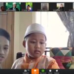Peserta acara peluncuran Ramadhan Mubarak mendengarkan tausiyah - STP SD Khoiru Ummah sekolah tahfidz unggulan sekolah islam tahfizh terbaik bagus penghafal Al Quran di Bandung