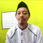 Ustadz Hadi menjadi host acara Tausiyah Muharram - - STP SD Khoiru Ummah sekolah tahfidz unggulan sekolah islam tahfizh terbaik bagus penghafal Al Quran di Bandung