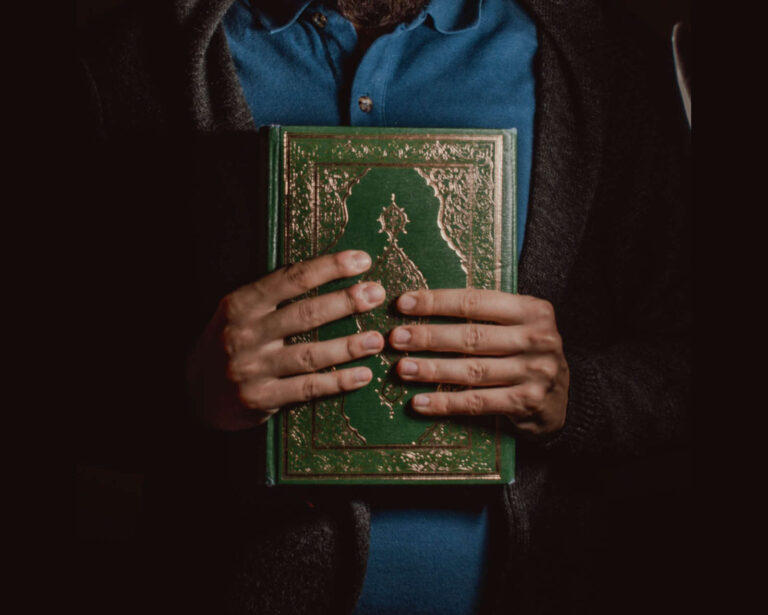 Ilustrasi Al Qur'an - STP SD Khoiru Ummah sekolah tahfidz unggulan sekolah islam tahfizh terbaik bagus penghafal Al Quran di Bandung